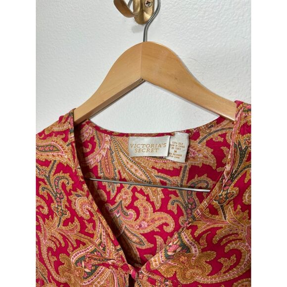 Victoria's Secret Pajama Top Women's size Medium red paisley Silk Gold Label - Picture 4 of 4